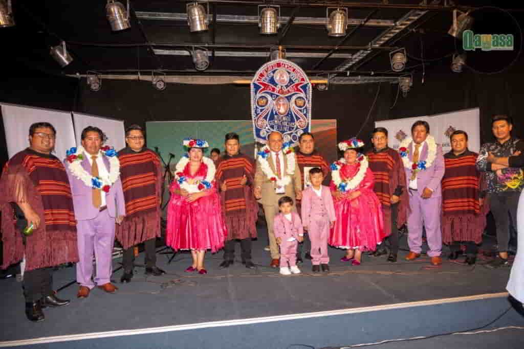 Grupo Oficial 2024 Sumajta con los Pasantes y Padrino de Challa
