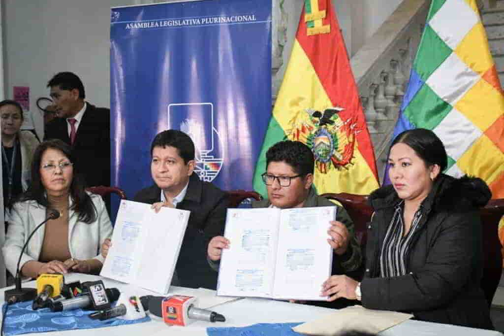 Se registran 76 postulantes a Fiscal General