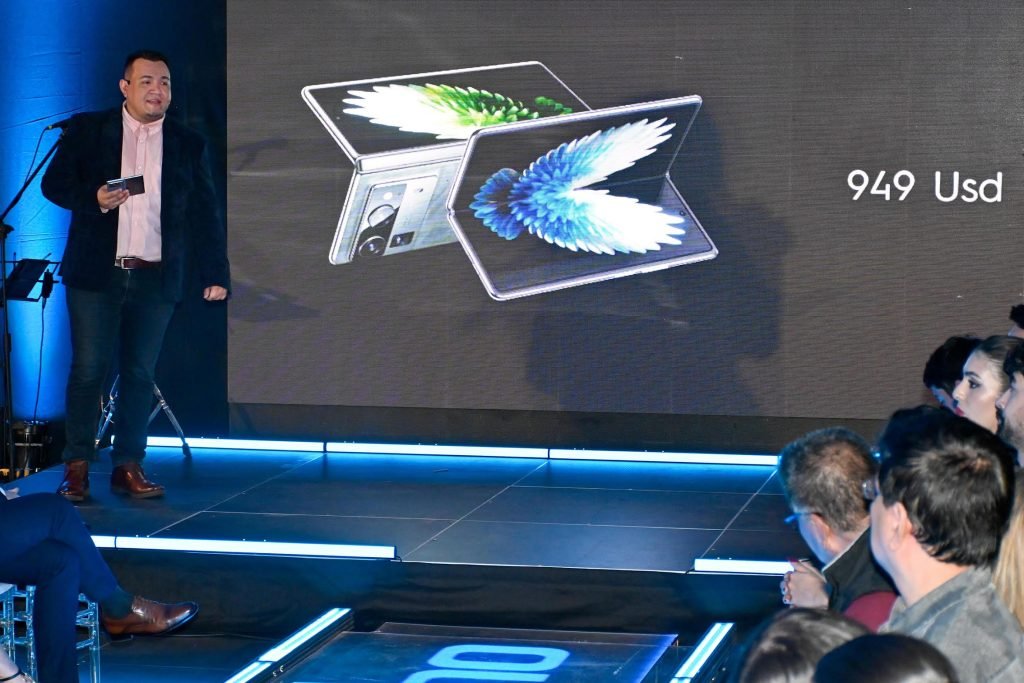 TECNO presenta en Bolivia el Phantom V Fold2 5G, Phantom V Flip2 5G y MegaPad 11