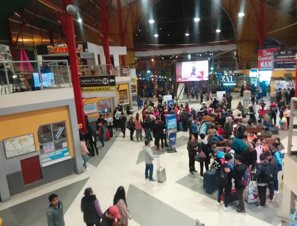 «Navidad en la Terminal de Buses» de La Paz