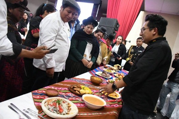 Concurso Nacional «Los 200 sabores Bolivianos del Bicentenario»