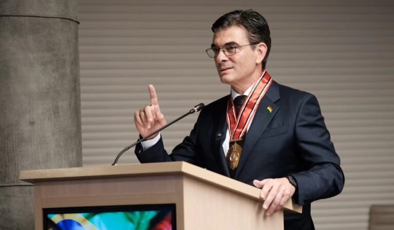 Rodrigo Paz se sitúa entre los seis mejores presidentes de Latinoamérica