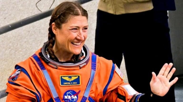 Christina Koch, la primera mujer en viajar a la Luna con Artemis II