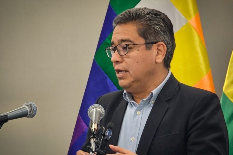 Gobierno denuncia que Argollo, Condori y otros dirigentes promueven “violencia armada” en movilizaciones