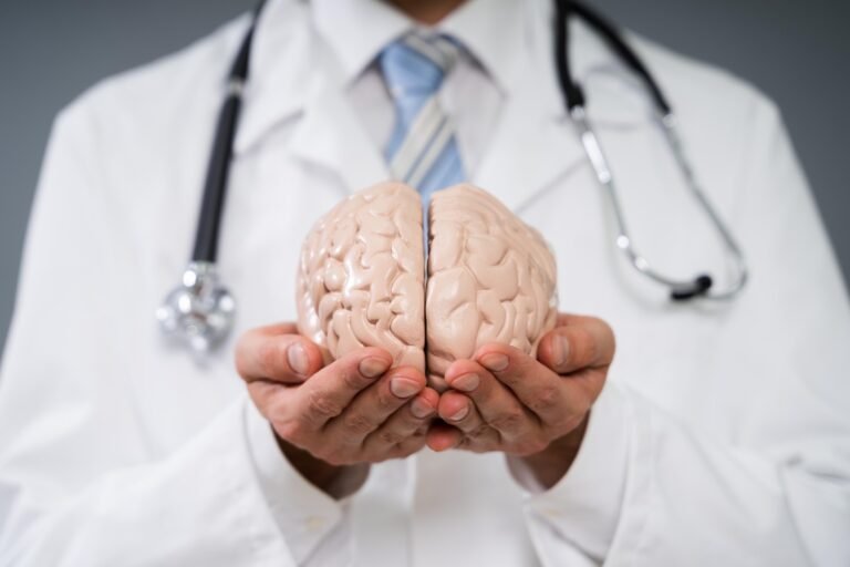 La Campaña de Neurocirugía de la Clínica de las Américas acerca la salud a todos