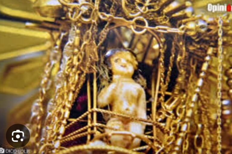 Indignación en Cochabamba tras el saqueo de joyas y la cuna de oro del santuario del Niño Sik’imira