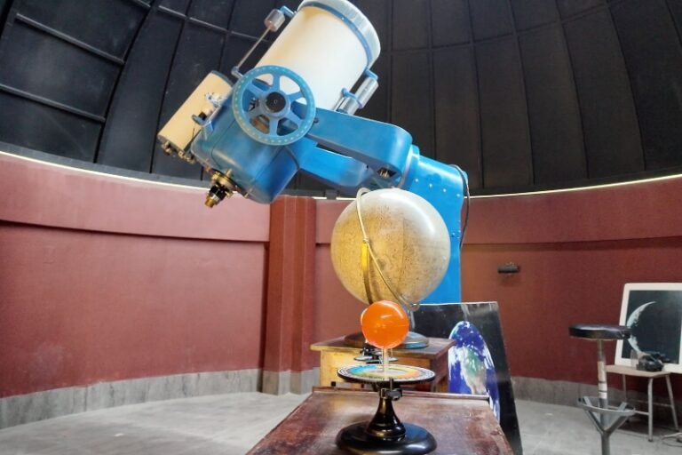 La UMSA acercará la Luna a la población en la Larga Noche de Museos