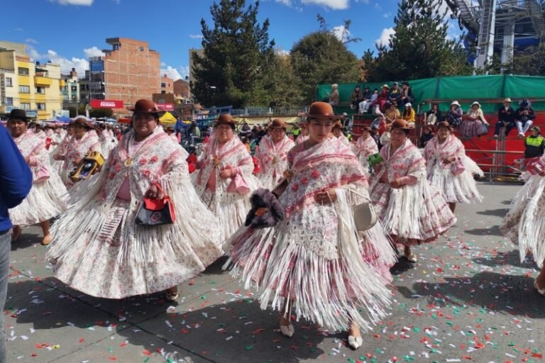 Todo listo para la Entrada de la Virgen del Carmen cuyo recorrido contará con las modernas luces Led en su recorrido