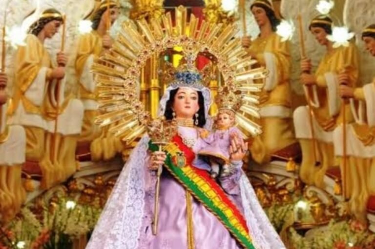 Con la visita de la «Mamita» a Cercado, arranca la agenda oficial de la Festividad de Urkupiña