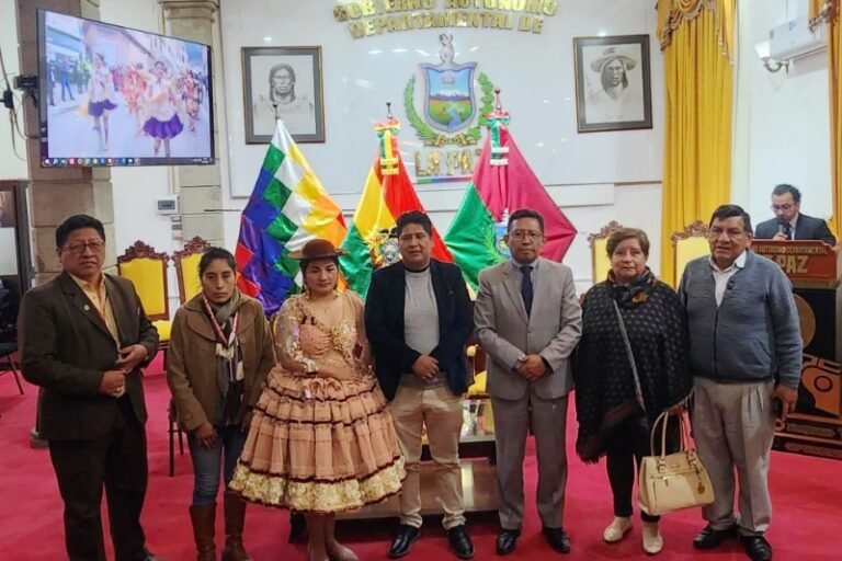 Gobernación de La Paz impulsa el turismo con la Entrada Folklórica de Quime 2026