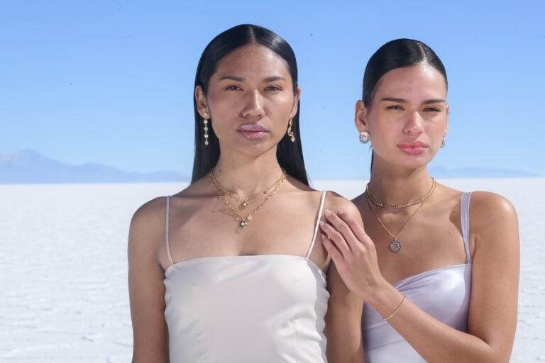 El Salar de Uyuni se convierte en la pasarela de la nueva joyería Yanbal