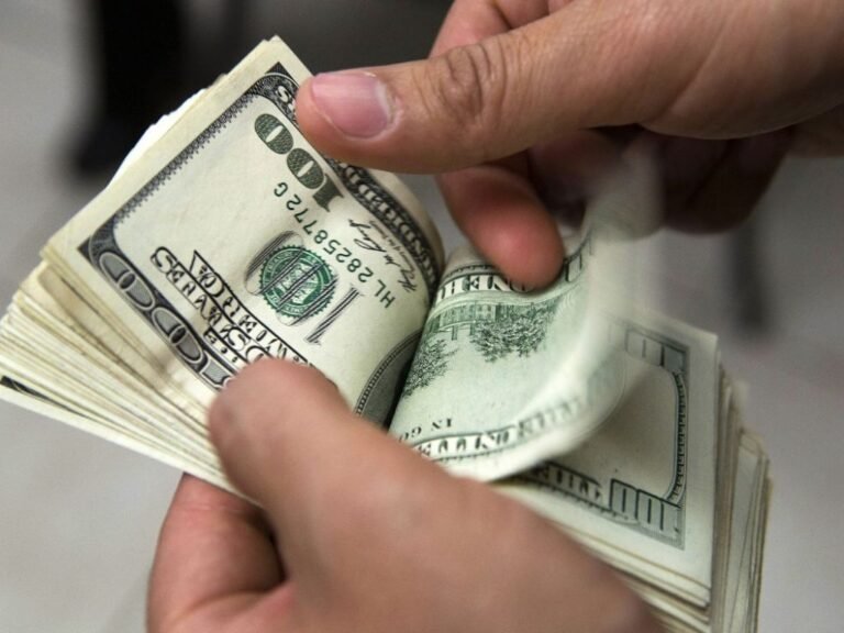 BCB registra nueva baja del dólar oficial y fija la cotización en Bs 11,86 hasta el próximo lunes