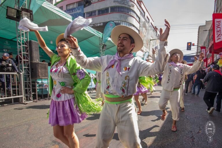 Normativa para las fraternidades y talleres culturales participantes de la Entrada Folkliórica Universitaria