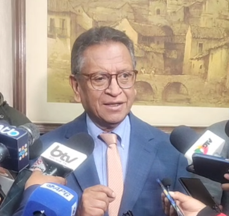 Gabinete ministerial se despliega en todo el país para explicar el fin de la subvención al diésel