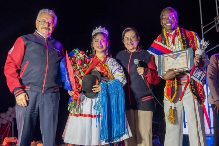 Con nuevos Chacha-Warmi y 80 fraternidades, la UMSA vive este domingo su tradicional preentrada