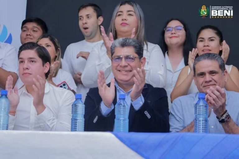Gobernador Jesús Egüez destaca a Trinidad como sede de la XIII Entrada Folklórica Nacional Universitaria